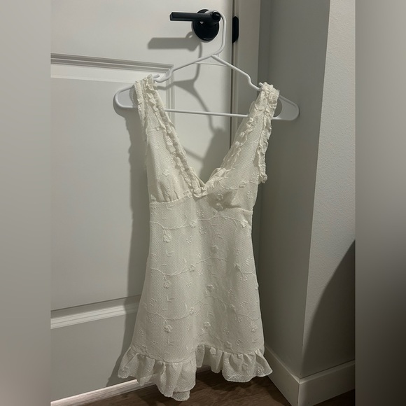 Princess Polly Dresses & Skirts - Princess Polly White Ruffle Dress